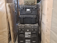 5x opberg / storage koffer, titaan , water- en luchtdicht