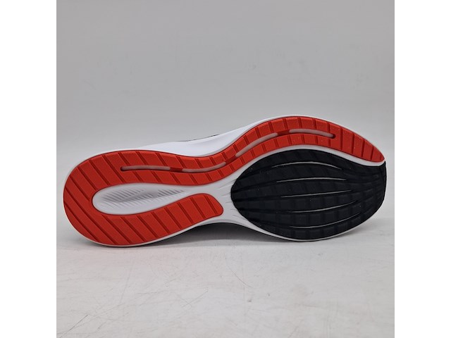 5x paar schoenen, nike, o.a. quest 3 - afbeelding 7 van  28