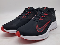 5x paar schoenen, nike, o.a. quest 3