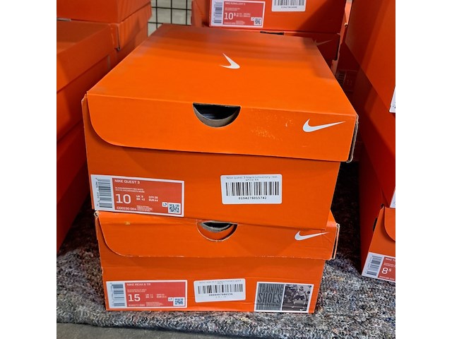 5x paar schoenen, nike, o.a. quest 3 - afbeelding 20 van  28