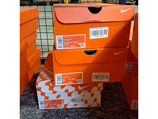 5x paar schoenen, nike, o.a. quest 3 - afbeelding 21 van  28