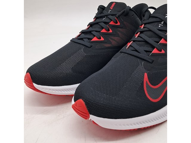 5x paar schoenen, nike, o.a. quest 3 - afbeelding 12 van  28