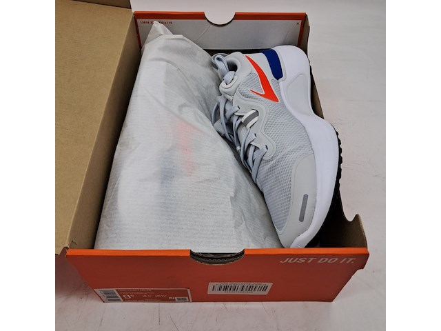 5x paar schoenen, nike, o.a. runallday 2 - afbeelding 9 van  20