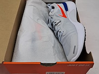 5x paar schoenen, nike, o.a. runallday 2 - afbeelding 9 van  20