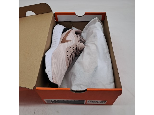 5x paar schoenen, nike, o.a. wmns quest 3 - afbeelding 8 van  19
