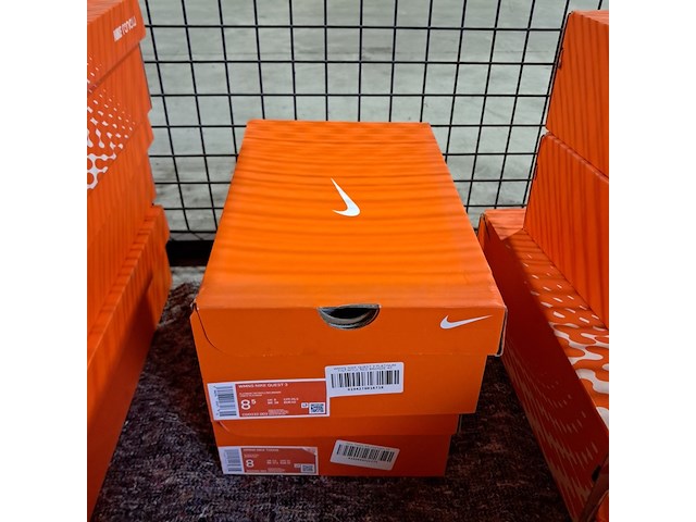 5x paar schoenen, nike, o.a. wmns quest 3 - afbeelding 11 van  19