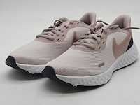 5x paar schoenen, nike, o.a. wmns quest 3 - afbeelding 1 van  28