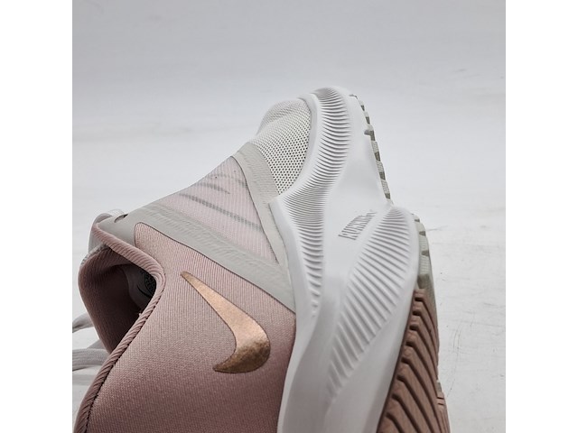 5x paar schoenen, nike, o.a. wmns quest 3 - afbeelding 18 van  28