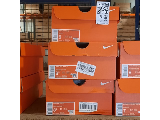 5x paar schoenen, nike, o.a. wmns quest 3 - afbeelding 28 van  28