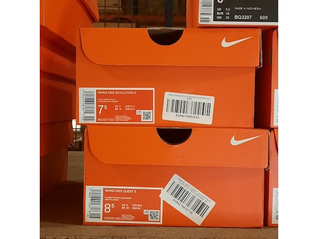 5x paar schoenen, nike, o.a. wmns revolution 5 - afbeelding 2 van  11
