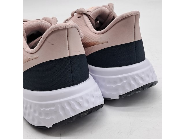 5x paar schoenen, nike, o.a. wmns revolution 5 - afbeelding 24 van  32