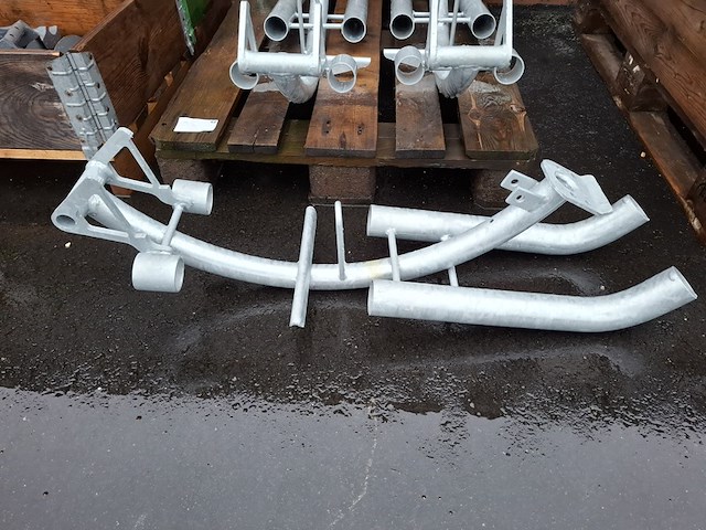 5x pallet bemesteronderdelen o.a. uitlopen - afbeelding 2 van  14