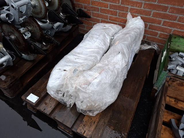 5x pallet bemesteronderdelen o.a. uitlopen - afbeelding 6 van  14