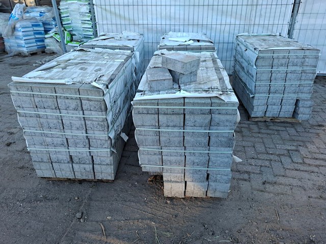 5x pallet bestratingsteen - afbeelding 1 van  5