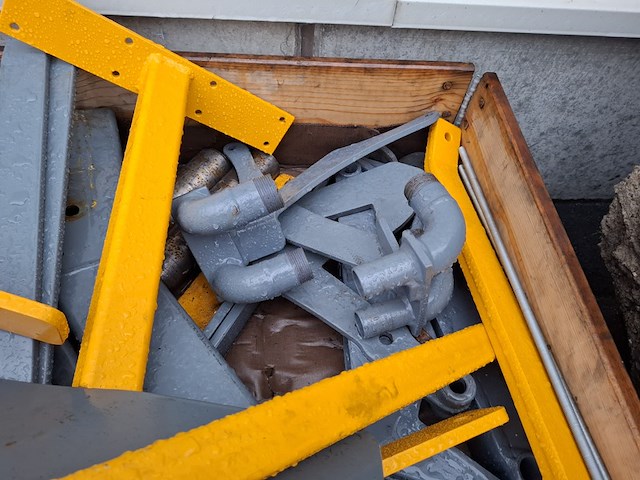 5x pallet diverse ijzerwerk - afbeelding 17 van  20