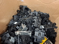 5x pallet met divers zonnepaneel montagemateriaal - afbeelding 3 van  44