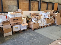 5x pallet met divers zonnepaneel montagemateriaal - afbeelding 1 van  44
