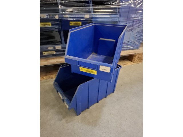 5x pallet met magazijnbakken - afbeelding 2 van  4