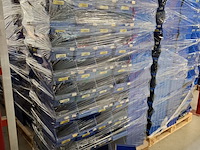 5x pallet met magazijnbakken - afbeelding 3 van  4