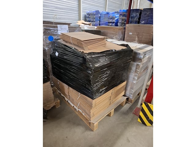 5x pallet met verzenddozen - afbeelding 5 van  6