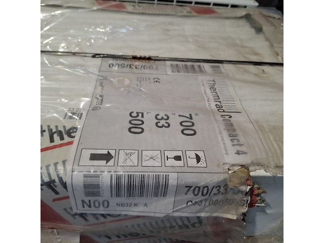 5x radiatoren, thermrad compact 4 t33 hoogte 700 mm, lengte 500 mm, t33, old stock - afbeelding 3 van  3