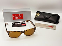 5x rayban zonnebrillen - aviator, new wayfarer, outdoorsman ii, chris etc… - afbeelding 12 van  12