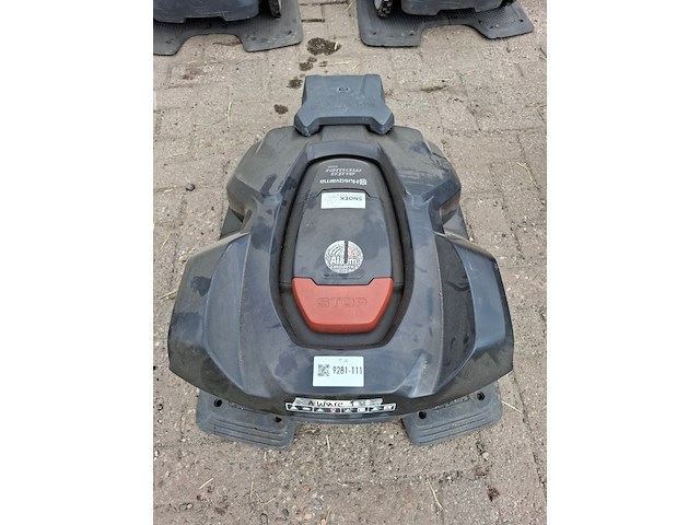 5x robotmaaier husqvarna, bouwjaar 2015/18 - afbeelding 9 van  16