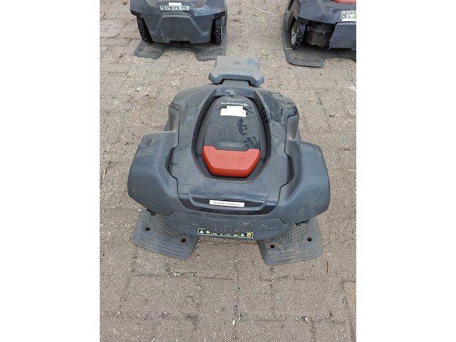 5x robotmaaier husqvarna, bouwjaar 2015/18 - afbeelding 7 van  17