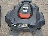 5x robotmaaier husqvarna, bouwjaar 2015/18 - afbeelding 13 van  17