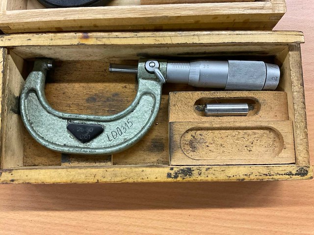 5x schroefmaat, 3x schuifmaat, hoekmaat, dieptemaat - afbeelding 9 van  11