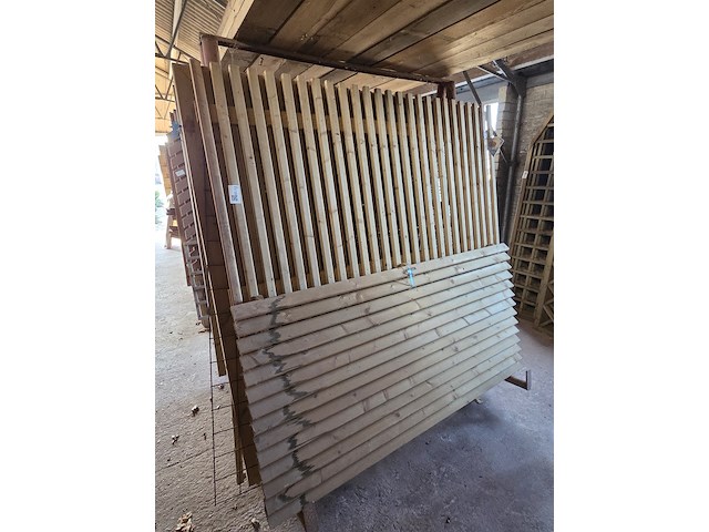 5x schuttingpaneel, o.a. hillhout - afbeelding 1 van  8