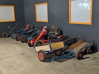 5x skelter met 3x aanhanger o.a. berg