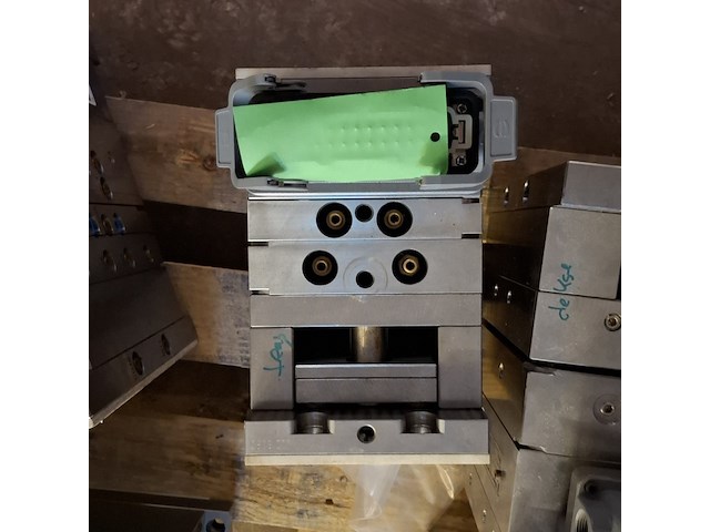 5x spuitgietmal elzinga & van der krieke - afbeelding 8 van  21