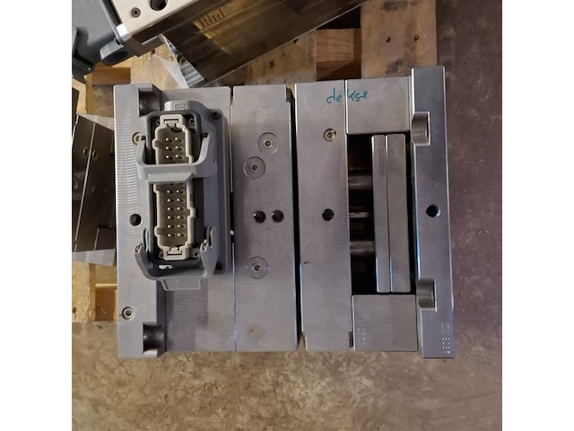 5x spuitgietmal elzinga & van der krieke - afbeelding 13 van  21