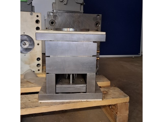 5x spuitgietmal elzinga & van der krieke - afbeelding 15 van  21