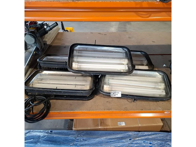 5x tubelight, lena lighting, magnum 108a+ - afbeelding 1 van  4