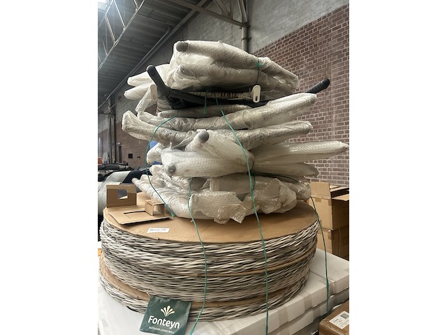 5x tuintafel, fonteyn - afbeelding 1 van  5