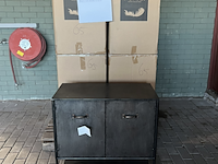 5x typographic - kast - metaal op pallet , pomax, zwart - afbeelding 3 van  4