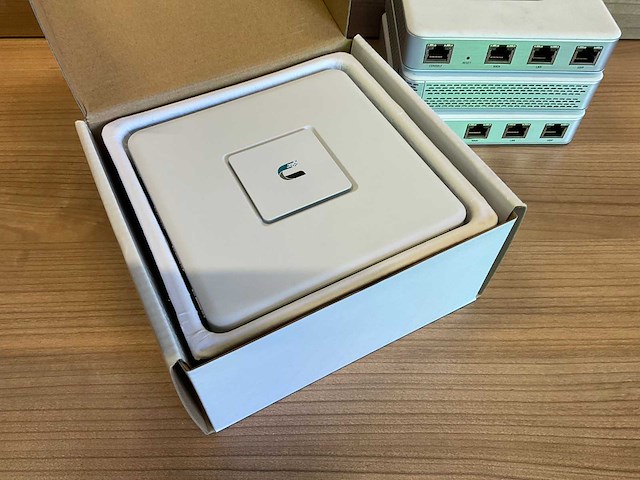 (5x) ubiquiti usg unifi security gateway - afbeelding 6 van  6