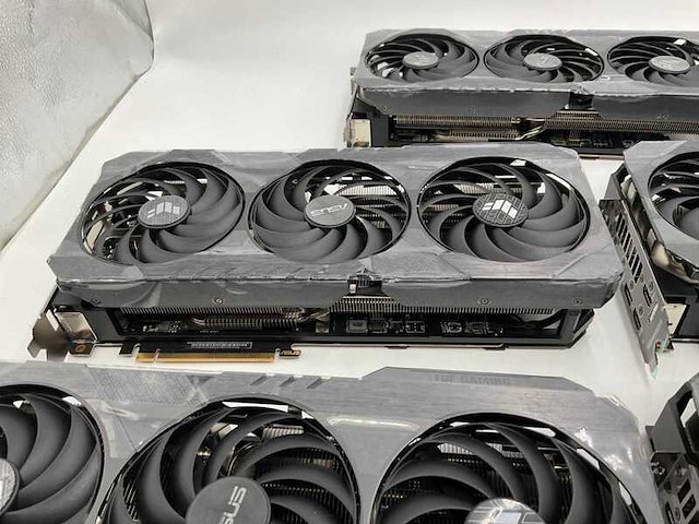 5x videokaart, asus, geforce rtx 4090 - afbeelding 11 van  24
