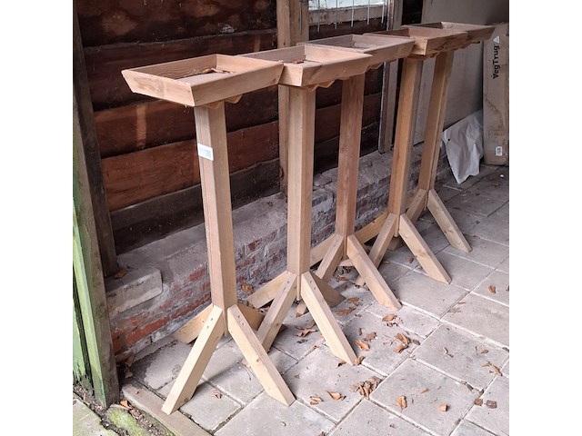 5x voederplank op standaard - afbeelding 1 van  4