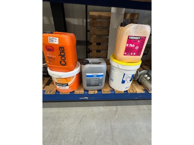 5x voorstrijk en gipsvuller - afbeelding 1 van  5