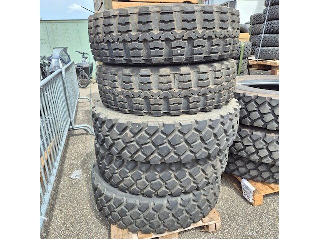 5x vrachtwagenband, continental/michelin, radial/xzl - afbeelding 1 van  5