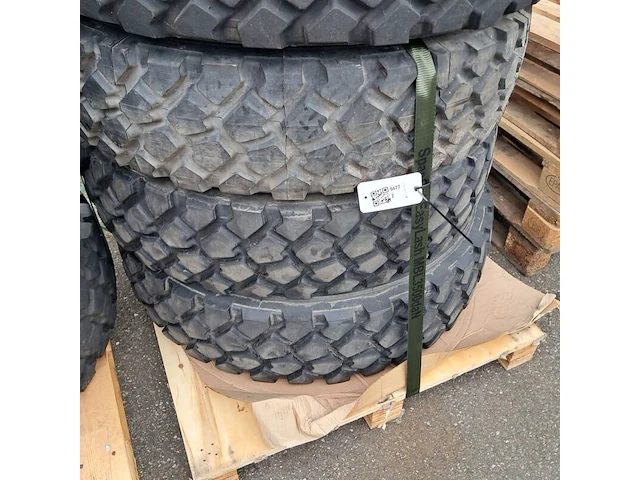 5x vrachtwagenband, michelin, o.a xzl - afbeelding 6 van  6