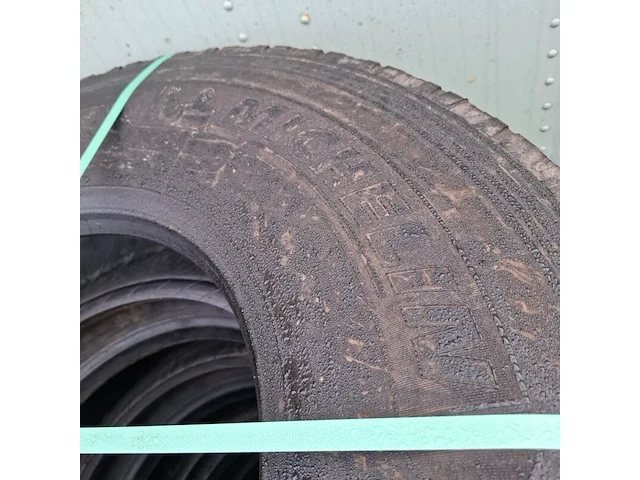 5x vrachtwagenband, michelin, xworks - afbeelding 2 van  5