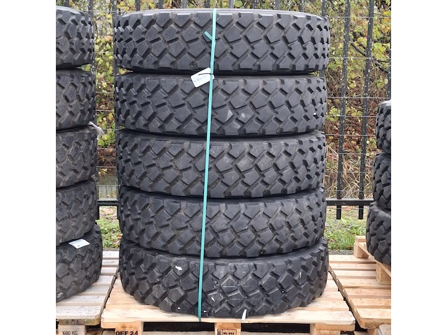 5x vrachtwagenband, michelin, xzl - afbeelding 1 van  7