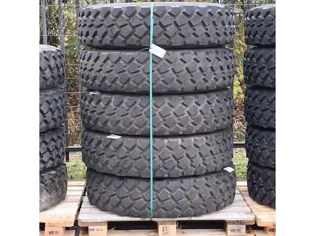 5x vrachtwagenband, michelin, xzl - afbeelding 1 van  7