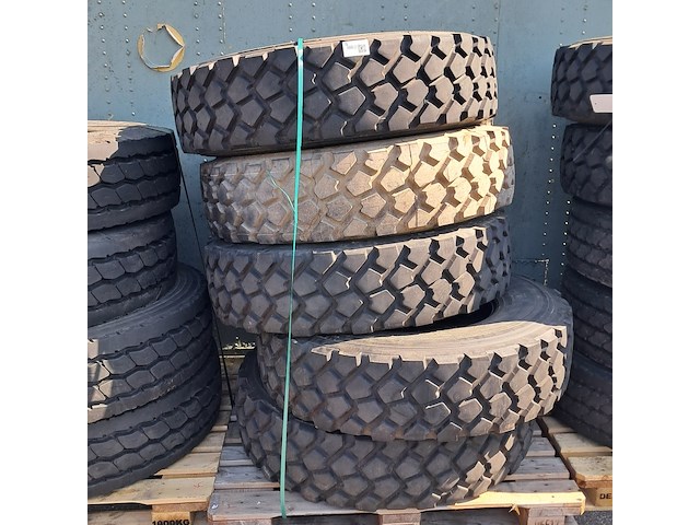 5x vrachtwagenband, michelin, xzl - afbeelding 1 van  7
