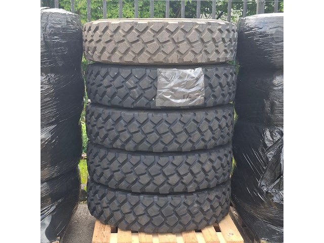 5x vrachtwagenband, michelin, xzl - afbeelding 1 van  7