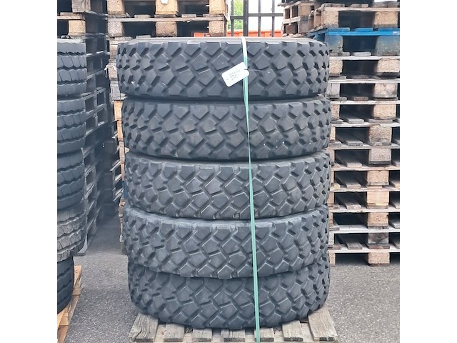 5x vrachtwagenband, michelin, xzl - afbeelding 1 van  6